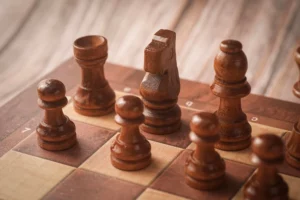 make wooden chess pieces without a lathe